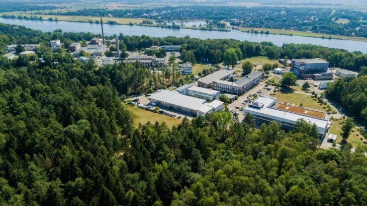 Luftbild des HEREON Campus in Geesthacht.